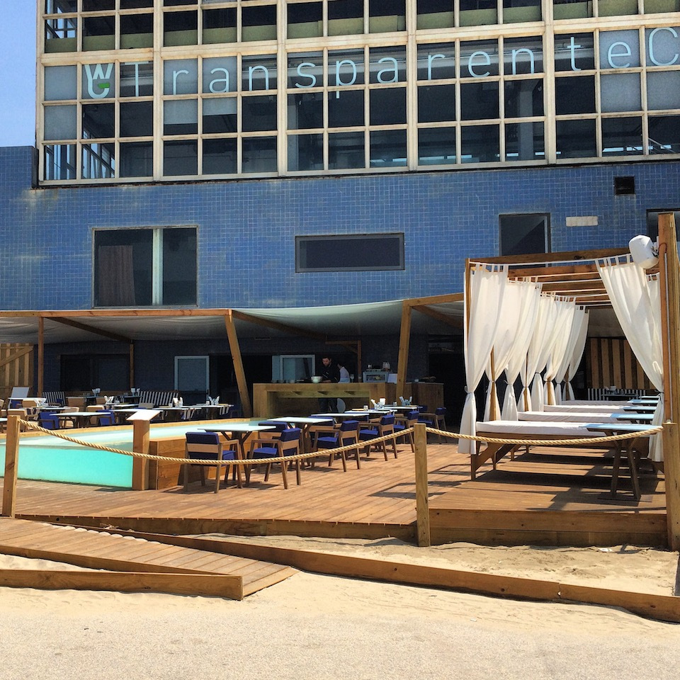 sandhouse