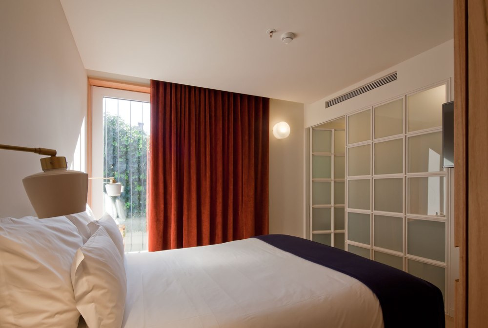 h4